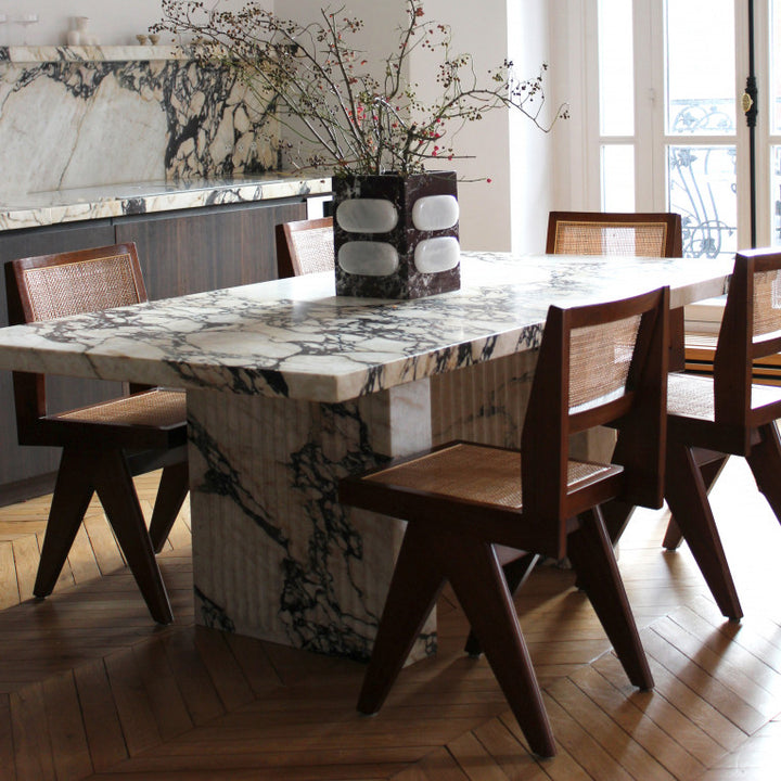 Aura Dining Table In Calacatta Viola Marble