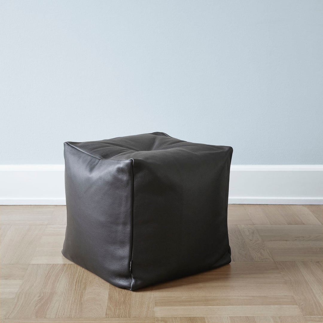 Otto Zenso Leather Pouf w/o button - Black