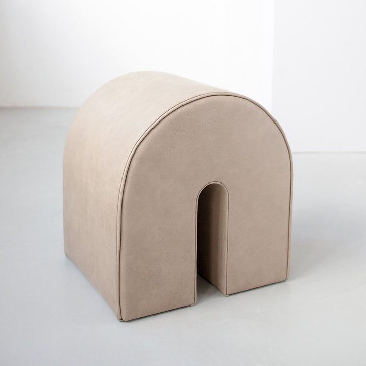 Curved Pouf