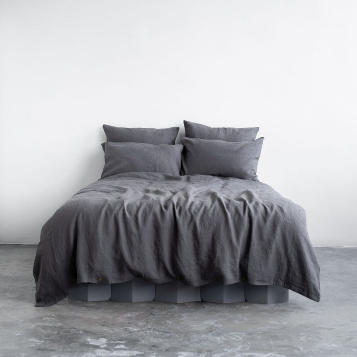 dark-grey-linen